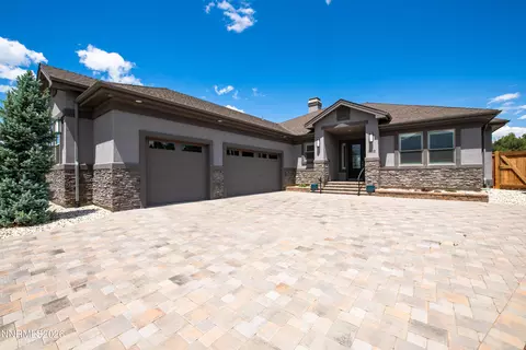 1082 Rocky Terrace Dr, Gardnerville, NV 89460