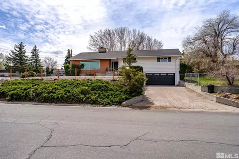 2315 Armstrong Ln, Reno, NV 89509