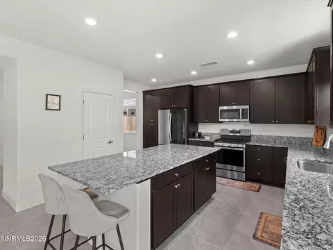 Kitchen - 1127 Dapple Dr, Minden, NV 89423 photo 4 of 8