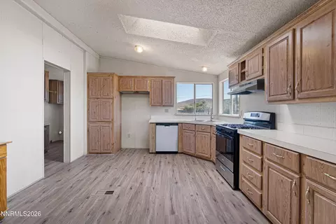 5720 Apache Dr, Stagecoach, NV 89429 photo 13