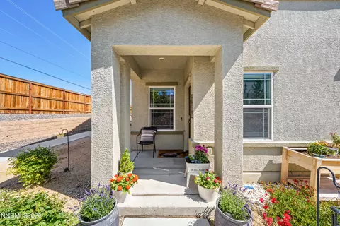 9830 Salty Dog Dr, Reno, NV 89506