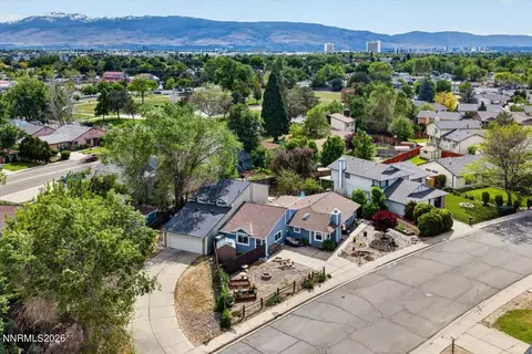 1279 Junction Dr, Sparks, NV 89434