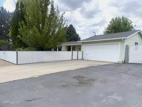 17465 Fantail St, Reno, NV 89508