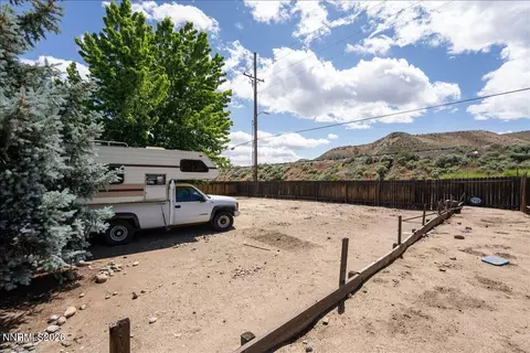 Exterior - 10 Eagle Claw Ct, Reno, NV 89523 photo 7 of 11