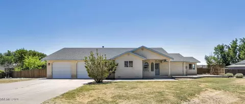 1221 Golden Park Way, Fallon, NV 89406
