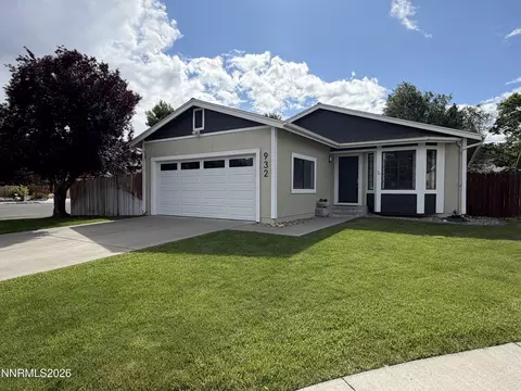 932 Yellow Rose Ct, Sparks, NV 89436