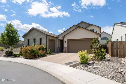 905 Iron River Ct, Reno, NV 89521