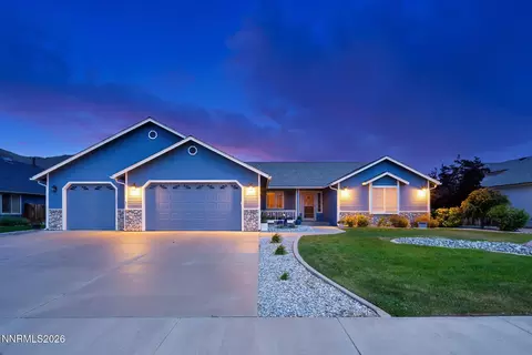 2983 Hot Springs Dr, Minden, NV 89423