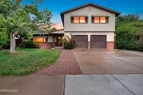 726 Marracco Dr, Sparks, NV 89434