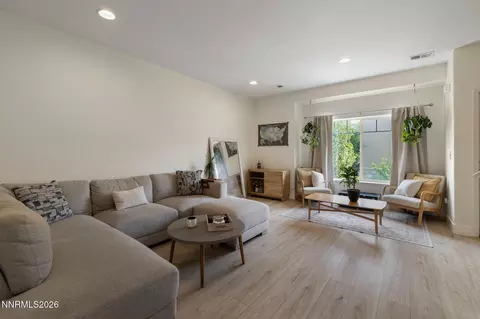 355 Madison Marie Ln, Reno, NV 89503