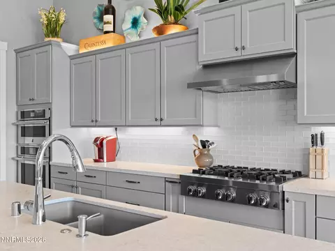 Kitchen - 3063 Feathertop Dr, Reno, NV 89521 photo 3 of 8