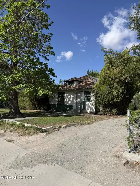 513 S Main St, Yerington, NV 89447