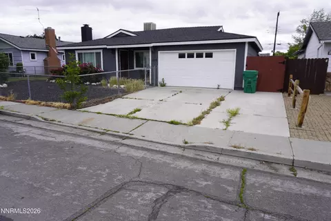 1570 Radcliffe Dr, Reno, NV 89502
