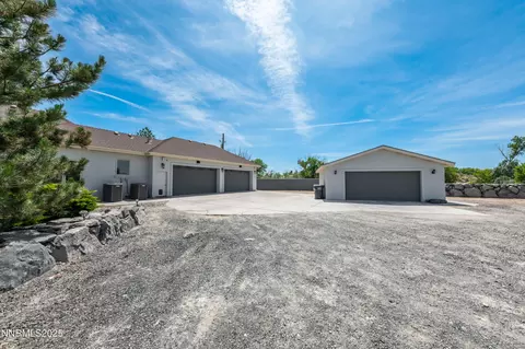 Exterior - 4433 Casey Rd, Fallon, NV 89406 photo 12 of 13