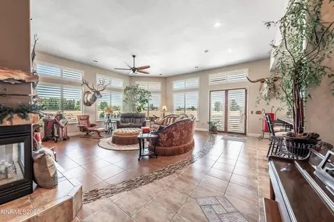 Living - 4433 Casey Rd, Fallon, NV 89406 photo 1 of 5