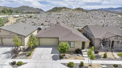 668 Goodsprings Dr, Reno, NV 89506