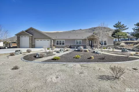 2385 Lompa Ln, Carson City, NV 89701