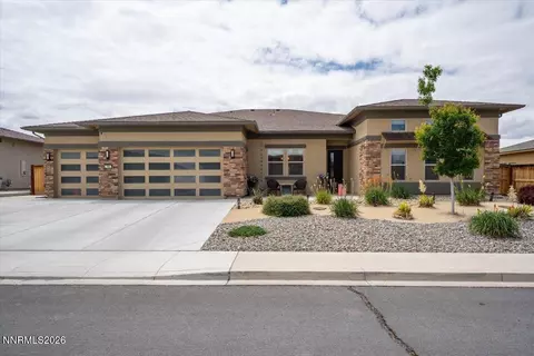 784 Grey Hawk Dr, Fernley, NV 89408