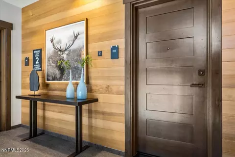 17 Beach Club Dr #213, Stateline, NV 89449