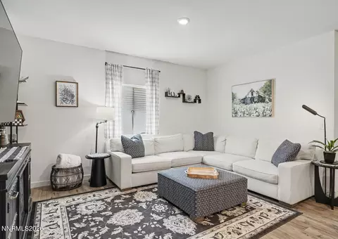 Living - 1085 Tamarack Ct, Fallon, NV 89406 photo 2 of 2