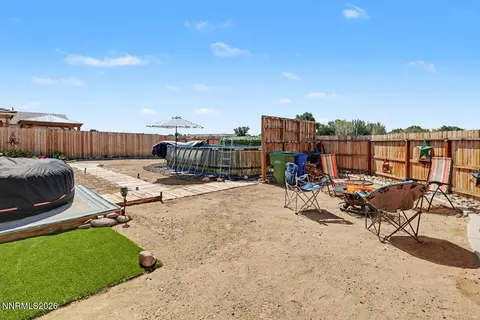 Exterior - 1085 Tamarack Ct, Fallon, NV 89406 photo 5 of 7