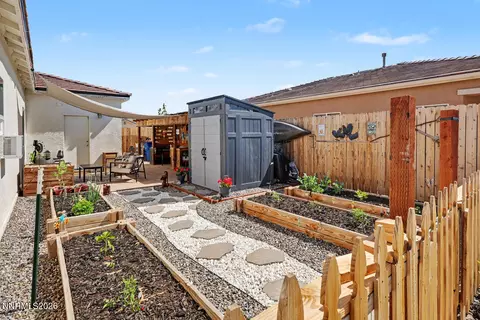 Exterior - 1085 Tamarack Ct, Fallon, NV 89406 photo 3 of 7