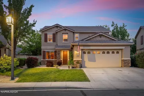 Exterior - 10891 Oakhaven Dr, Reno, NV 89521 photo 10 of 23