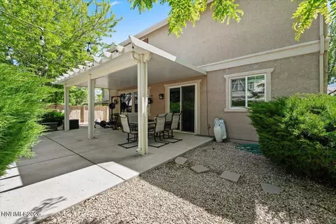 Exterior - 10891 Oakhaven Dr, Reno, NV 89521 photo 17 of 23