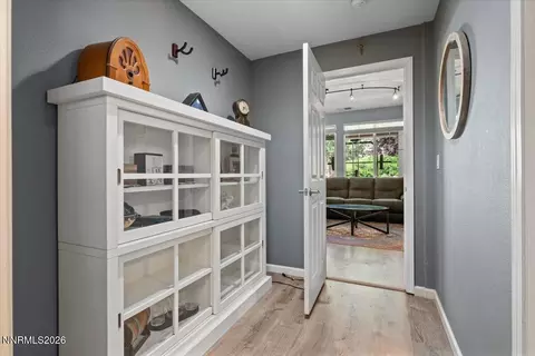 Entry Way - 10891 Oakhaven Dr, Reno, NV 89521 photo 2 of 4