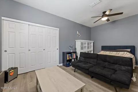 Bedroom - 10891 Oakhaven Dr, Reno, NV 89521 photo 1 of 10