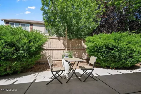 Exterior - 10891 Oakhaven Dr, Reno, NV 89521 photo 18 of 23