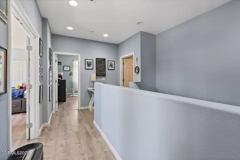 Entry Way - 10891 Oakhaven Dr, Reno, NV 89521 photo 4 of 4