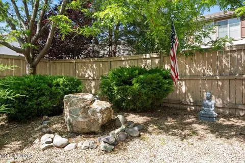 Exterior - 10891 Oakhaven Dr, Reno, NV 89521 photo 16 of 23