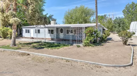 1380 River View Dr, Fallon, NV 89406