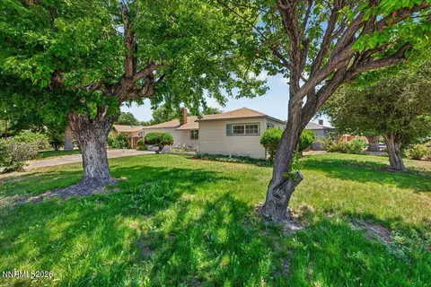 Exterior - 7 E I St, Sparks, NV 89431 photo 6 of 7