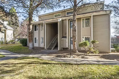 2371 Roundhouse Rd, Sparks, NV 89431