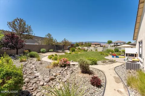 Exterior - 1606 Silverthread Dr, Reno, NV 89521 photo 6 of 10