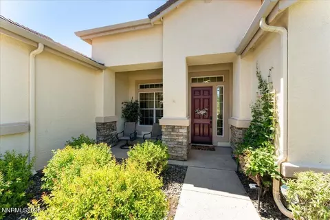 Exterior - 1606 Silverthread Dr, Reno, NV 89521 photo 3 of 10