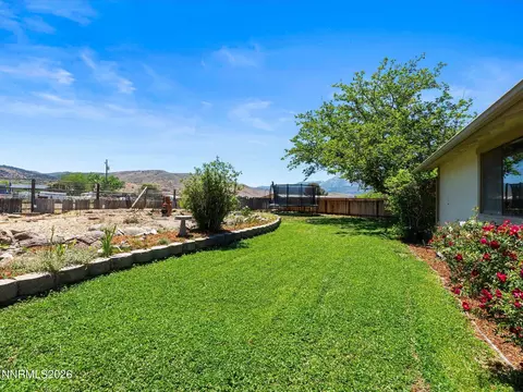 Exterior - 2850 Ravazza Rd, Reno, NV 89521 photo 5 of 10