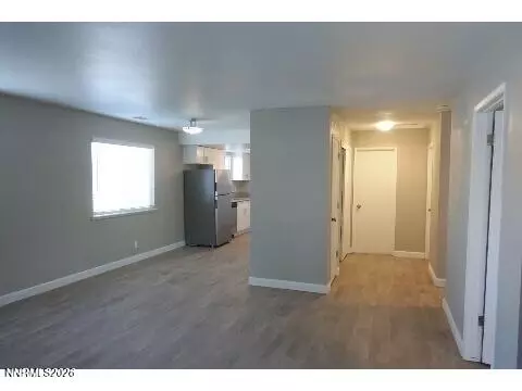 Living - 960 Mark Ave, Fallon, NV 89406 photo 2 of 7