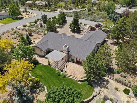 14200 Saddlebow Dr, Reno, NV 89511 photo 2