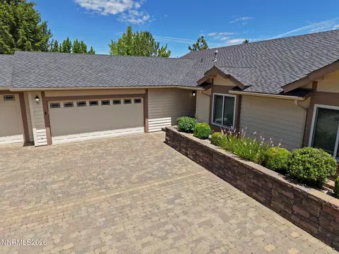14200 Saddlebow Dr, Reno, NV 89511 photo 3