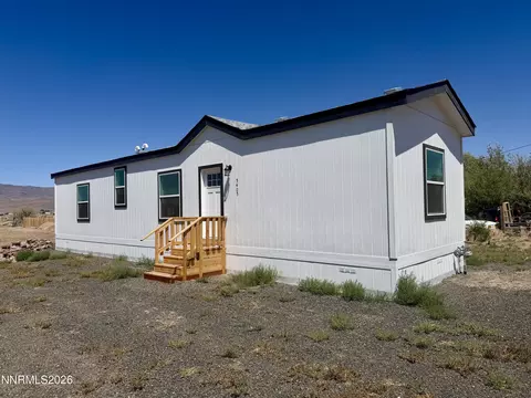 5405 Desert Ln, Stagecoach, NV 89429
