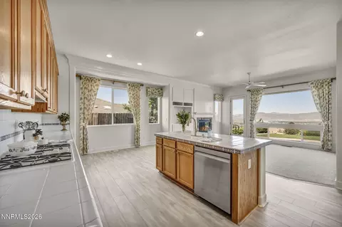 Kitchen - 574 Echo Ridge Ct, Reno, NV 89511 photo 4 of 7