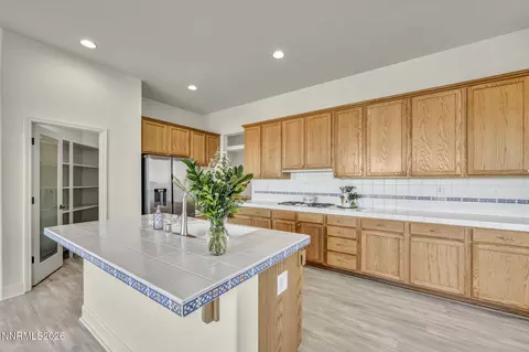 Kitchen - 574 Echo Ridge Ct, Reno, NV 89511 photo 3 of 7