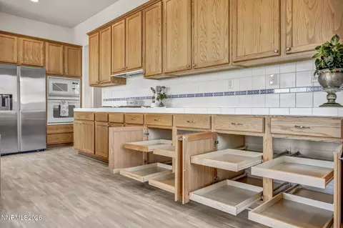 Kitchen - 574 Echo Ridge Ct, Reno, NV 89511 photo 5 of 7