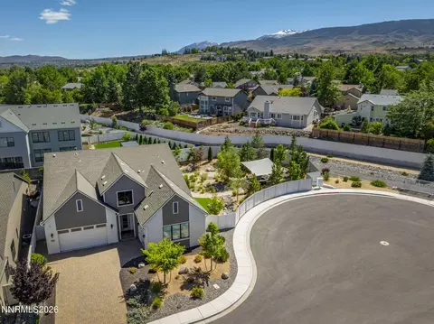 724 W Pleasant Oak Trl, Reno, NV 89509