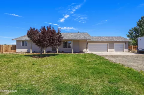 4320 Falcon Dr, Fallon, NV 89406