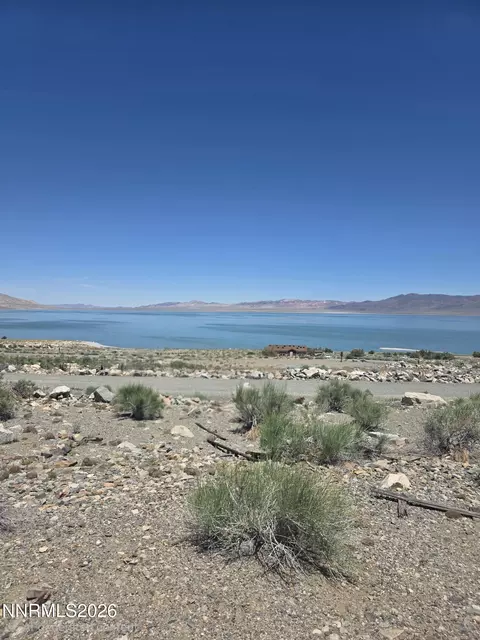 110 Shores Dr, Walker Lake, NV 89415