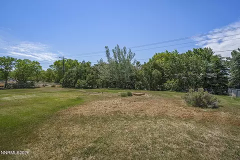 Exterior - 549 Ruby Ln, Carson City, NV 89706 photo 7 of 8
